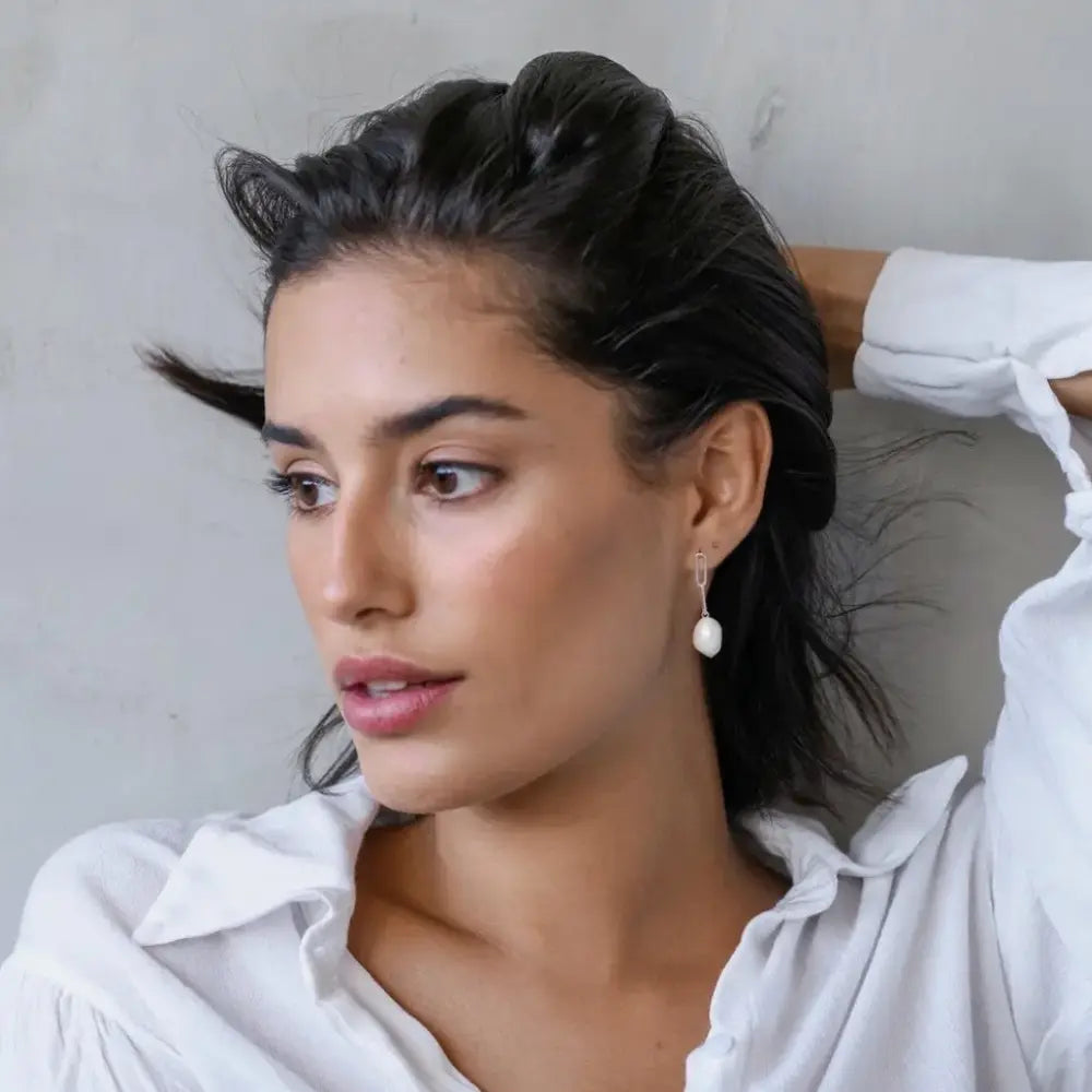 Orecchini a catena con perle barocche - Mila Sola